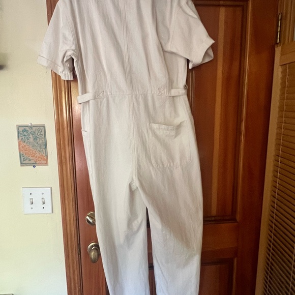 Cream Collared Jumpsuit with Relaxed Fit - Picture 4 of 6